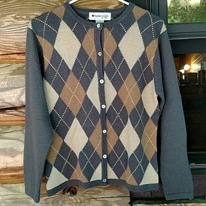 Beautiful sweater! Appleseed's. Size small.